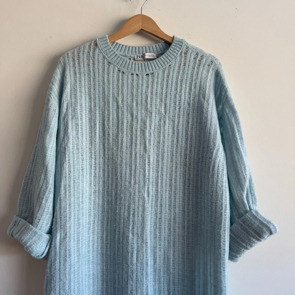 Zara light blue knit midi long sleeve sweater dress size M/L - Picture 4 of 13